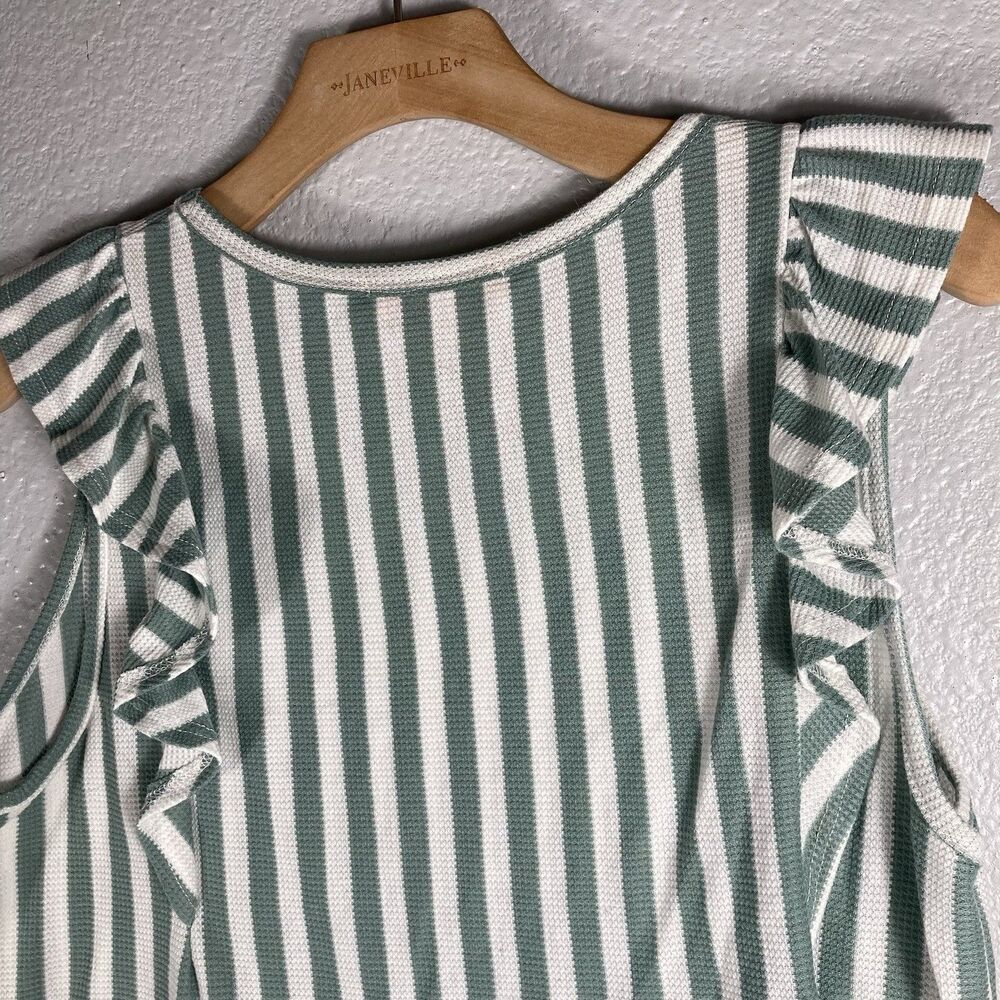Hailey & Co Woman's Top L Green White Ruffles Sleeveless Boho Coquette Blouse - Picture 3 of 8